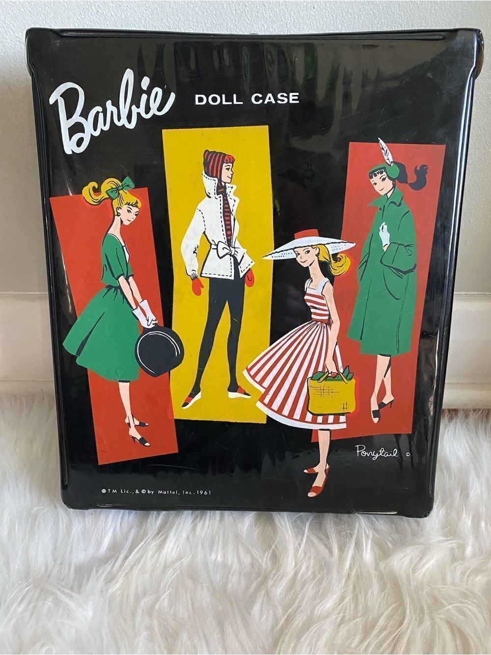 🛍️Barbie ORIGINAL 1961 Ponytail Doll Case. First version made.  Authentic. 1961.